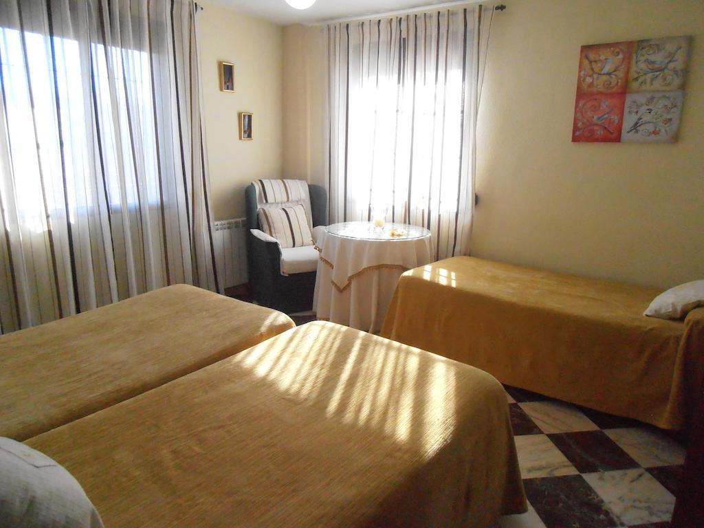 Alojamiento Rural Torre Hueca Hotel Pinos Puente Room photo