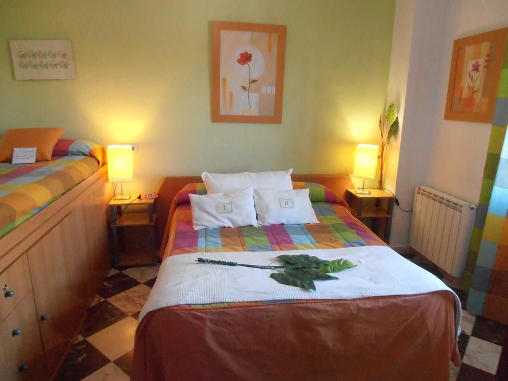 Alojamiento Rural Torre Hueca Hotel Pinos Puente Room photo