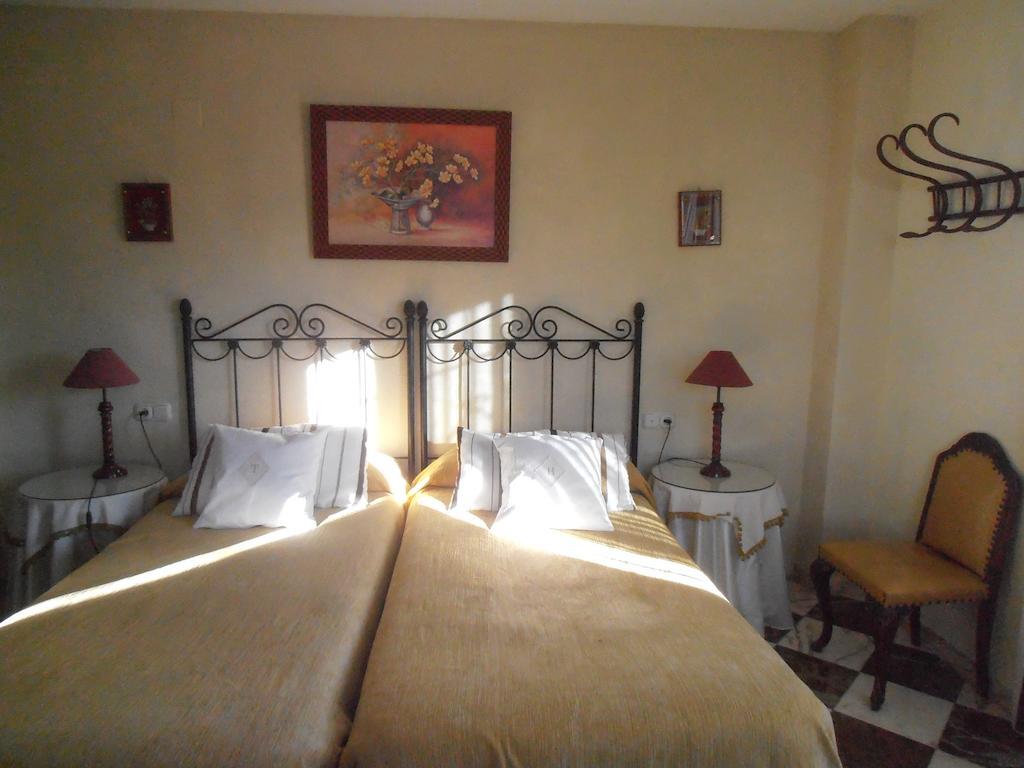 Alojamiento Rural Torre Hueca Hotel Pinos Puente Room photo