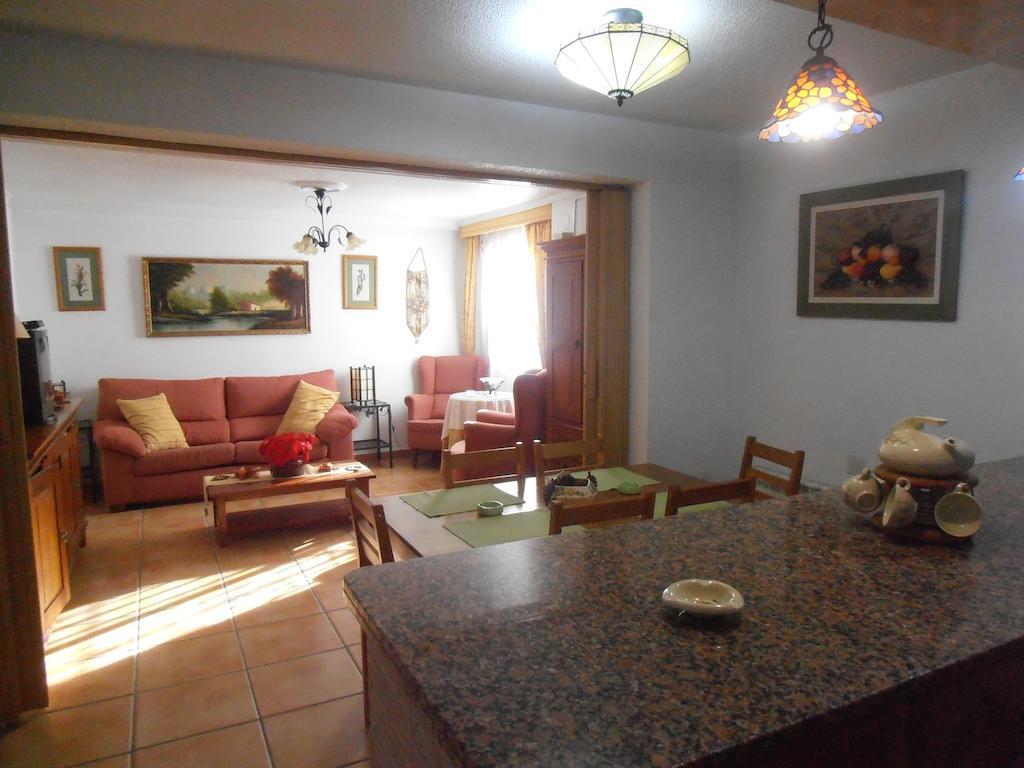 Alojamiento Rural Torre Hueca Hotel Pinos Puente Room photo