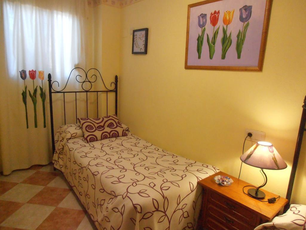 Alojamiento Rural Torre Hueca Hotel Pinos Puente Room photo